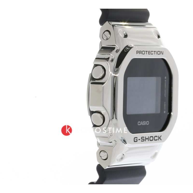 Фотография часов Casio G-Shock GM-5600-1_31